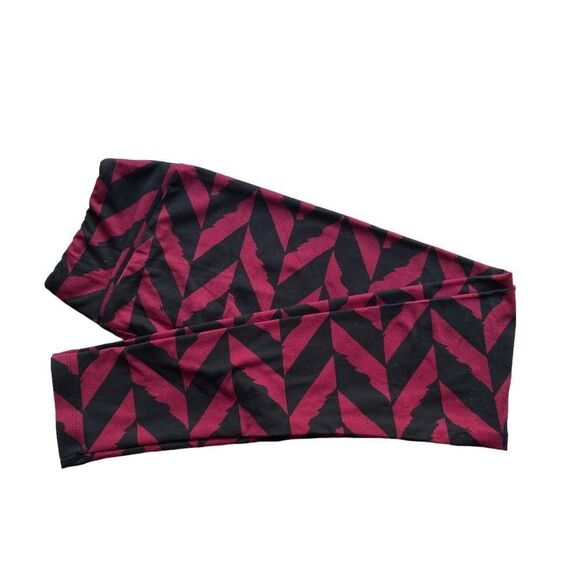 0243 LuLaRoe Size OS Leggings Black and Magenta Chevron Pattern New - Picture 1 of 4